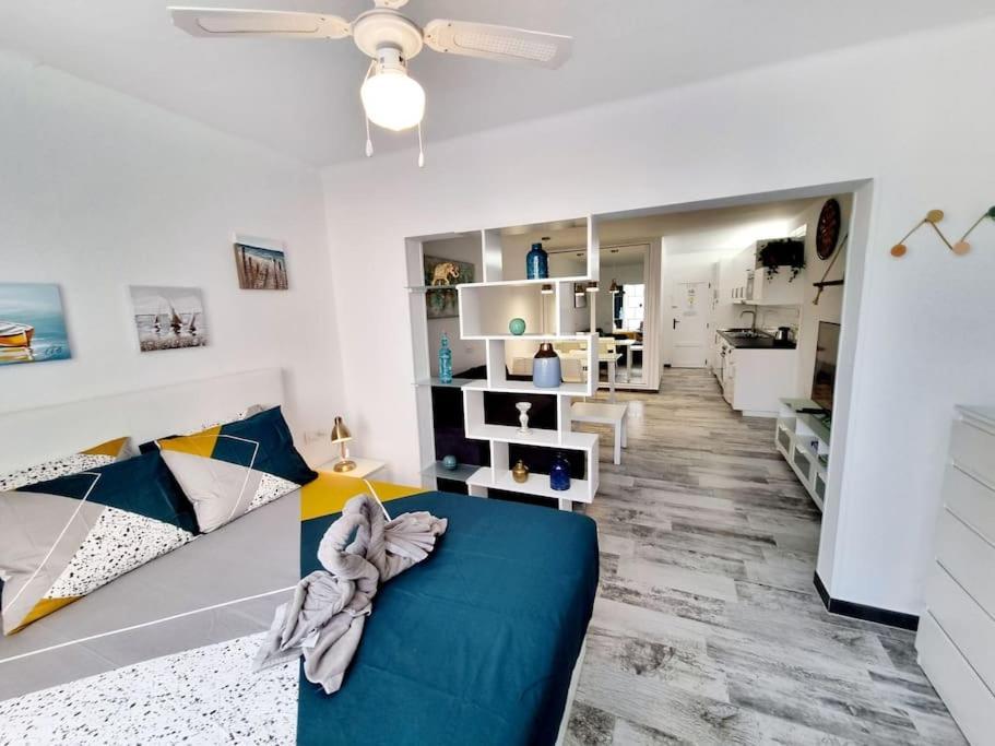 Apartamento Smeraldo 11 Playa Roca 코스타 테기세 외부 사진
